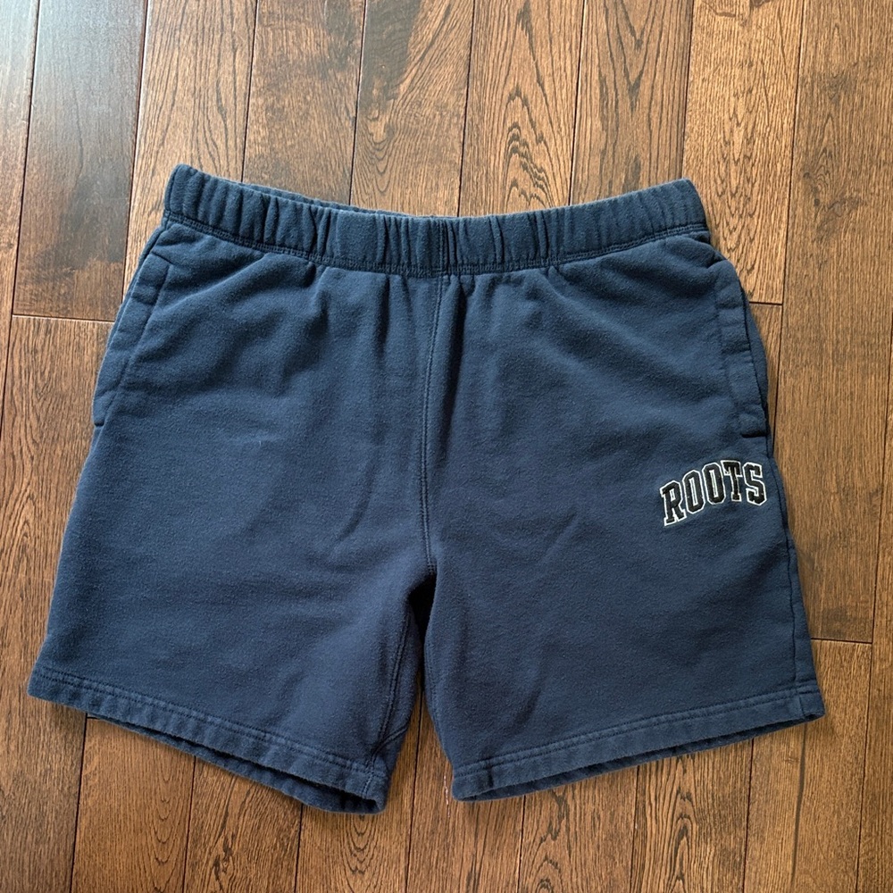 Roots Sweatpants Shorts Men’s Size Medium